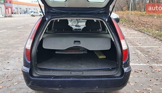 Синий Форд Мондео, объемом двигателя 2 л и пробегом 385 тыс. км за 3500 $, фото 6 на Automoto.ua