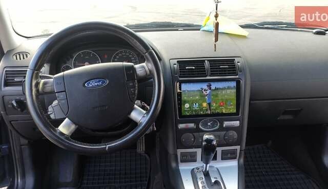 Синий Форд Мондео, объемом двигателя 2 л и пробегом 343 тыс. км за 4500 $, фото 7 на Automoto.ua