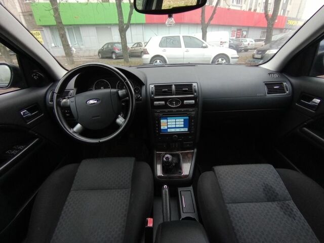 Синий Форд Мондео, объемом двигателя 2 л и пробегом 222 тыс. км за 4600 $, фото 11 на Automoto.ua