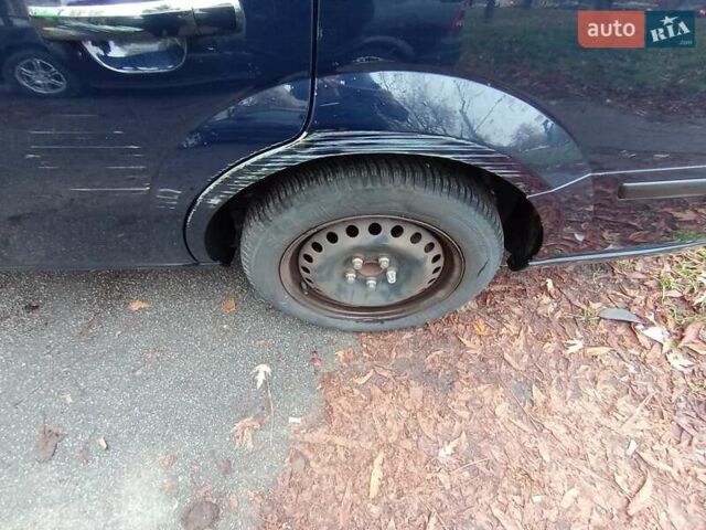 Синий Форд Мондео, объемом двигателя 2 л и пробегом 222 тыс. км за 4500 $, фото 20 на Automoto.ua