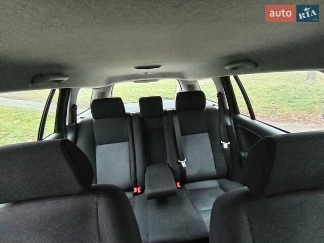 Синий Форд Мондео, объемом двигателя 2 л и пробегом 222 тыс. км за 4500 $, фото 17 на Automoto.ua