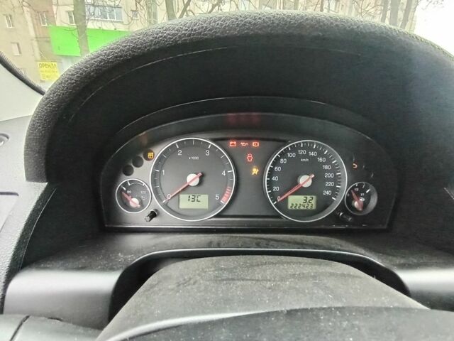 Синий Форд Мондео, объемом двигателя 2 л и пробегом 222 тыс. км за 4600 $, фото 12 на Automoto.ua