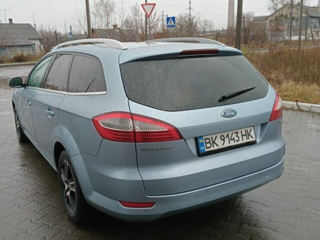Синій Форд Мондео, об'ємом двигуна 1 л та пробігом 290 тис. км за 5700 $, фото 4 на Automoto.ua