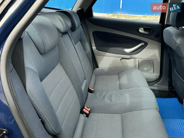 Синий Форд Мондео, объемом двигателя 2 л и пробегом 284 тыс. км за 6250 $, фото 15 на Automoto.ua