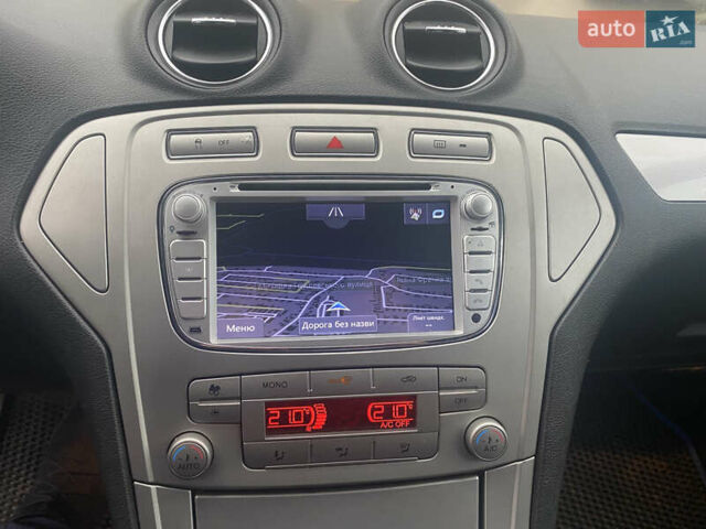 Синий Форд Мондео, объемом двигателя 2 л и пробегом 260 тыс. км за 6300 $, фото 14 на Automoto.ua