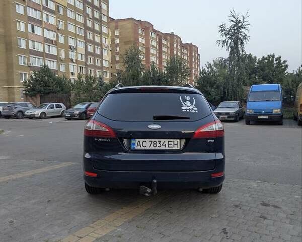 Синий Форд Мондео, объемом двигателя 2.2 л и пробегом 330 тыс. км за 6800 $, фото 1 на Automoto.ua