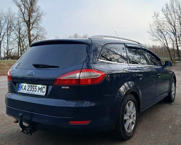 Синій Форд Мондео, об'ємом двигуна 2 л та пробігом 392 тис. км за 5650 $, фото 2 на Automoto.ua