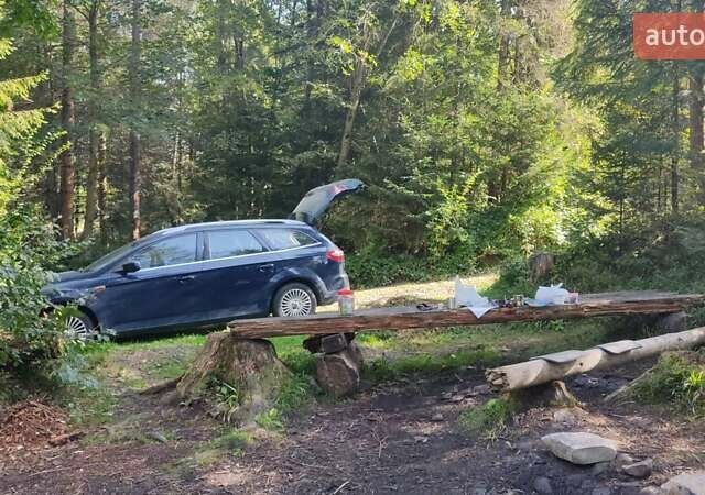 Синий Форд Мондео, объемом двигателя 2 л и пробегом 328 тыс. км за 6300 $, фото 6 на Automoto.ua