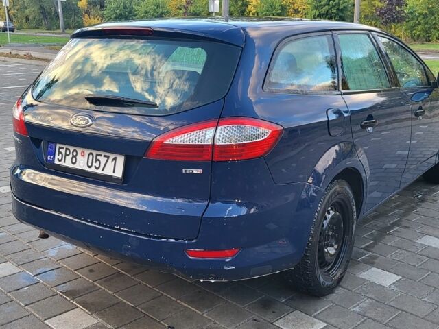 Синий Форд Мондео, объемом двигателя 2 л и пробегом 380 тыс. км за 3000 $, фото 6 на Automoto.ua