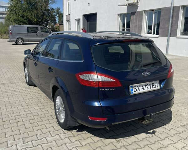 Синий Форд Мондео, объемом двигателя 2 л и пробегом 250 тыс. км за 6500 $, фото 1 на Automoto.ua