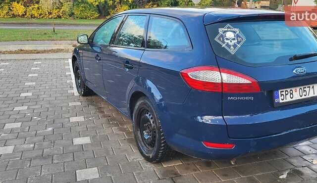 Синий Форд Мондео, объемом двигателя 2 л и пробегом 380 тыс. км за 3000 $, фото 4 на Automoto.ua