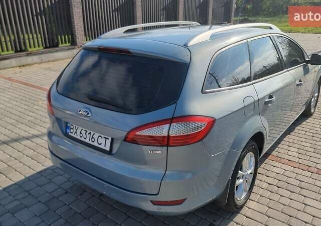 Синій Форд Мондео, об'ємом двигуна 1.8 л та пробігом 250 тис. км за 6500 $, фото 3 на Automoto.ua