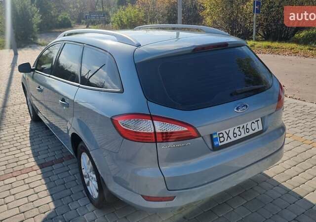 Синій Форд Мондео, об'ємом двигуна 1.8 л та пробігом 250 тис. км за 6500 $, фото 2 на Automoto.ua