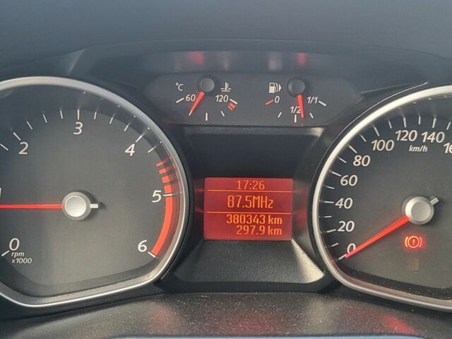 Синий Форд Мондео, объемом двигателя 2 л и пробегом 380 тыс. км за 3000 $, фото 3 на Automoto.ua