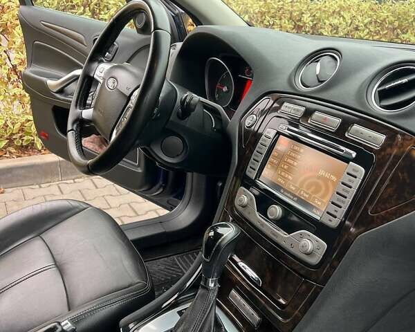 Синий Форд Мондео, объемом двигателя 2 л и пробегом 315 тыс. км за 7700 $, фото 12 на Automoto.ua