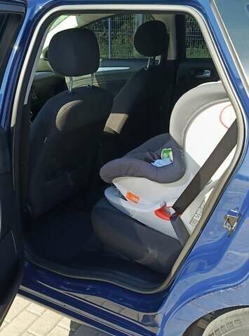 Форд Мондео 2009 в Дубно на Automoto.ua Синий Форд Мондео, объемом двигателя 1.6 л и пробегом 250 тыс. км за 6300 $, фото 6 на Automoto.ua