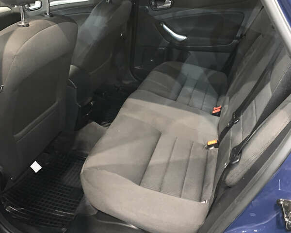 Синий Форд Мондео, объемом двигателя 2.3 л и пробегом 175 тыс. км за 7100 $, фото 10 на Automoto.ua