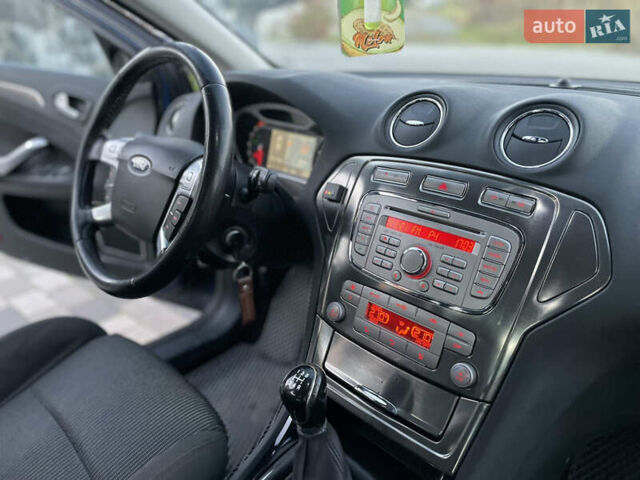 Форд Мондео 2009 у Хмельницькому на Automoto.ua Синій Форд Мондео, об'ємом двигуна 2 л та пробігом 251 тис. км за 5850 $, фото 33 на Automoto.ua