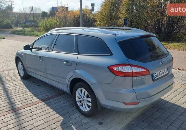 Синій Форд Мондео, об'ємом двигуна 1.8 л та пробігом 250 тис. км за 6500 $, фото 7 на Automoto.ua
