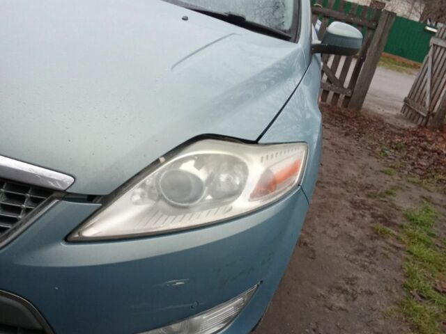 Синий Форд Мондео, объемом двигателя 2 л и пробегом 214 тыс. км за 546 $, фото 2 на Automoto.ua