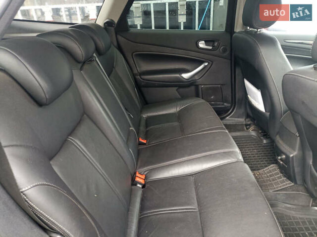 Синий Форд Мондео, объемом двигателя 2 л и пробегом 196 тыс. км за 6200 $, фото 7 на Automoto.ua