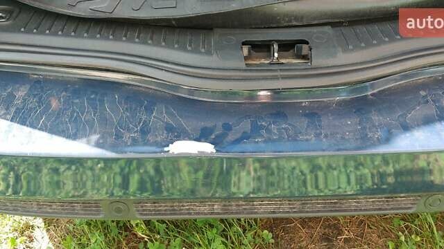 Синий Форд Мондео, объемом двигателя 1.6 л и пробегом 292 тыс. км за 6000 $, фото 5 на Automoto.ua