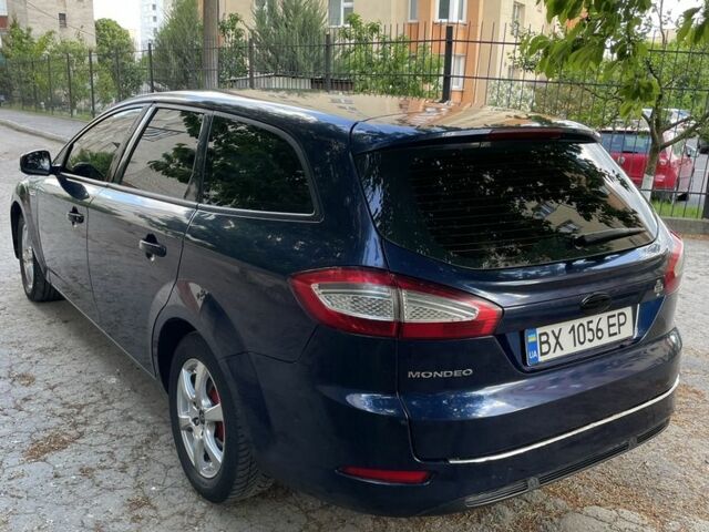 Синій Форд Мондео, об'ємом двигуна 2 л та пробігом 250 тис. км за 6300 $, фото 4 на Automoto.ua