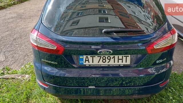 Синий Форд Мондео, объемом двигателя 1.6 л и пробегом 292 тыс. км за 6000 $, фото 4 на Automoto.ua