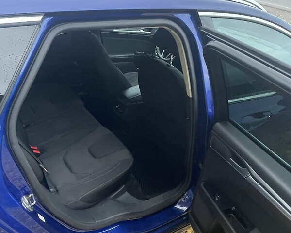 Синий Форд Мондео, объемом двигателя 2 л и пробегом 295 тыс. км за 10999 $, фото 13 на Automoto.ua