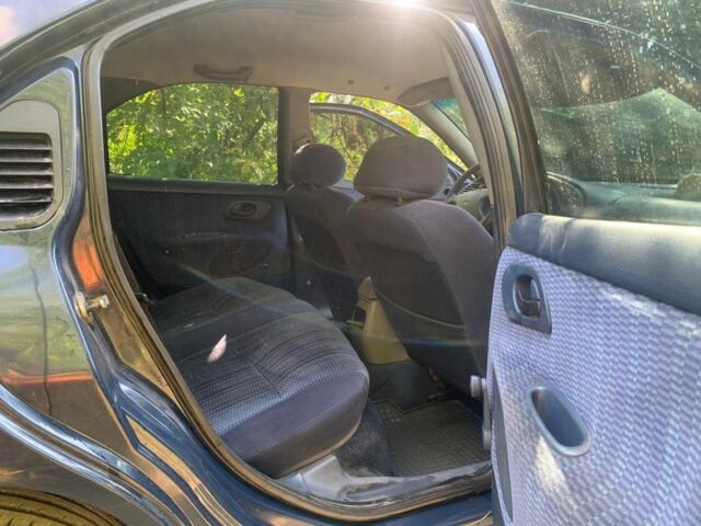 Синий Форд Мондео, объемом двигателя 1.8 л и пробегом 450 тыс. км за 1800 $, фото 4 на Automoto.ua