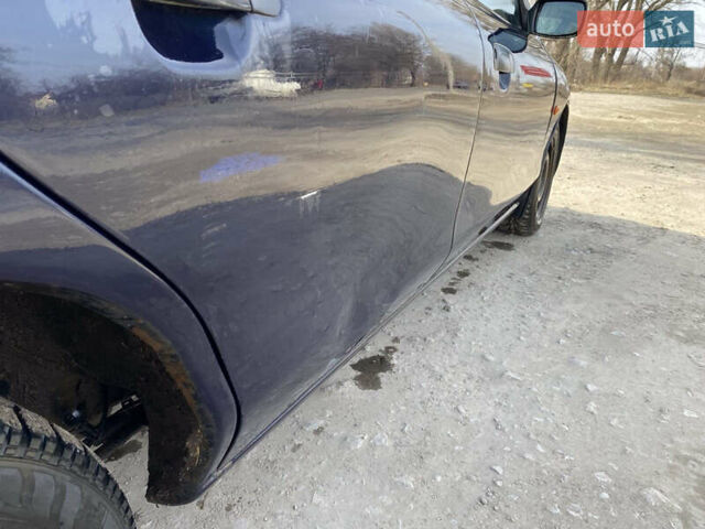 Синій Форд Мондео, об'ємом двигуна 1.8 л та пробігом 230 тис. км за 1200 $, фото 7 на Automoto.ua