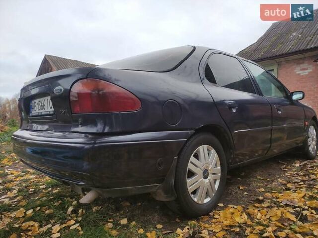 Синий Форд Мондео, объемом двигателя 2 л и пробегом 347 тыс. км за 2300 $, фото 4 на Automoto.ua