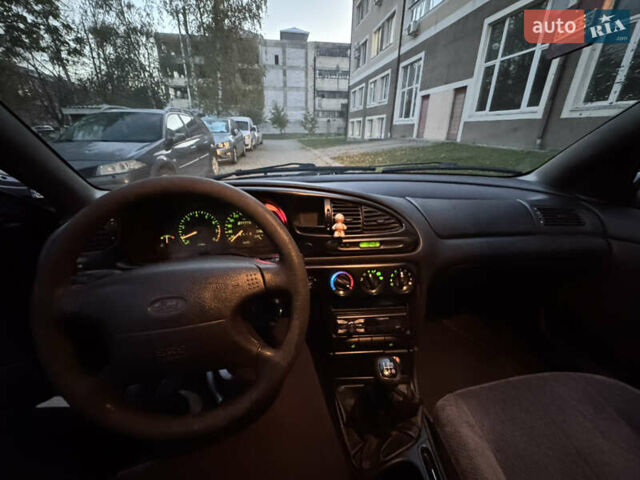 Форд Мондео 1997 в Черновцах на Automoto.ua Синий Форд Мондео, объемом двигателя 1.8 л и пробегом 280 тыс. км за 1800 $, фото 8 на Automoto.ua