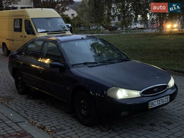 Форд Мондео 1997 в Черновцах на Automoto.ua Синий Форд Мондео, объемом двигателя 1.8 л и пробегом 280 тыс. км за 1800 $, фото 5 на Automoto.ua