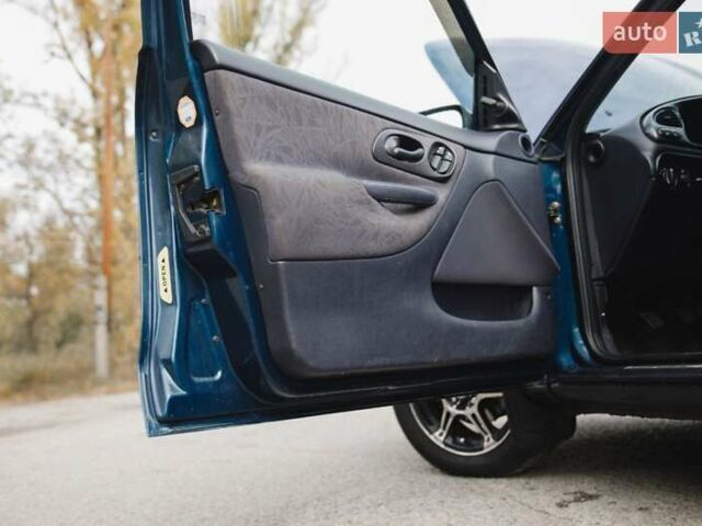 Форд Мондео 1998 в Кременчуге на Automoto.ua Синий Форд Мондео, объемом двигателя 1.8 л и пробегом 234 тыс. км за 3500 $, фото 6 на Automoto.ua