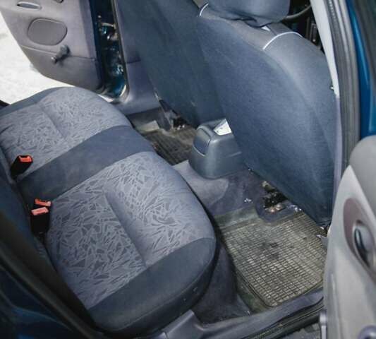 Форд Мондео 1998 в Кременчуге на Automoto.ua Синий Форд Мондео, объемом двигателя 1.8 л и пробегом 234 тыс. км за 3500 $, фото 17 на Automoto.ua