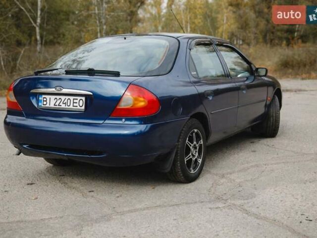 Форд Мондео 1998 в Кременчуге на Automoto.ua Синий Форд Мондео, объемом двигателя 1.8 л и пробегом 234 тыс. км за 3500 $, фото 8 на Automoto.ua