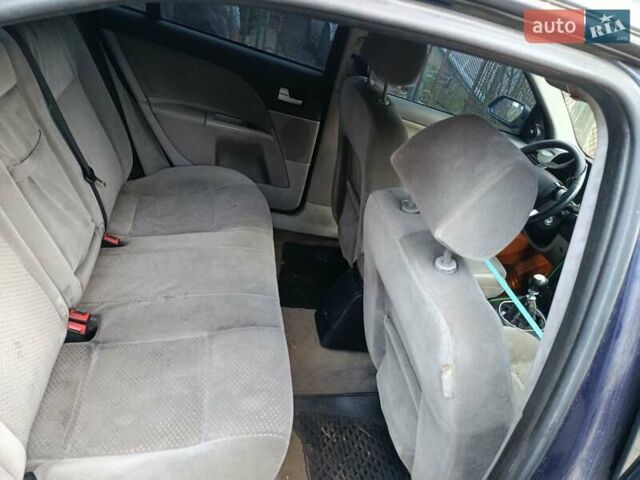 Синій Форд Мондео, об'ємом двигуна 2 л та пробігом 411 тис. км за 2500 $, фото 2 на Automoto.ua