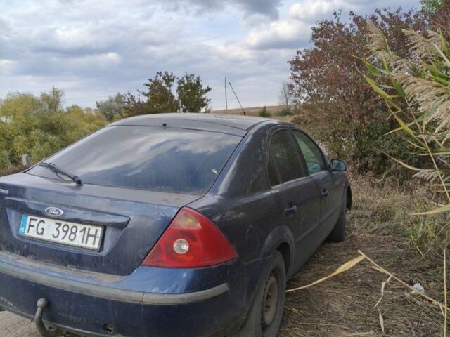 Синій Форд Мондео, об'ємом двигуна 1.8 л та пробігом 280 тис. км за 999 $, фото 5 на Automoto.ua