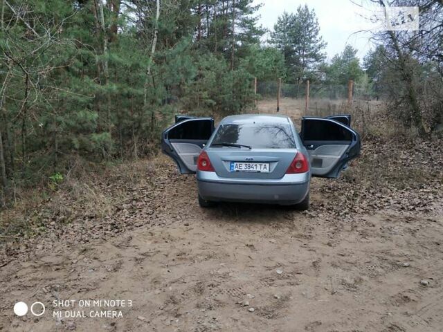 Синій Форд Мондео, об'ємом двигуна 1.8 л та пробігом 260 тис. км за 2500 $, фото 9 на Automoto.ua