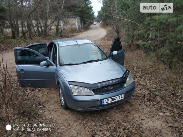 Синій Форд Мондео, об'ємом двигуна 1.8 л та пробігом 260 тис. км за 2500 $, фото 13 на Automoto.ua