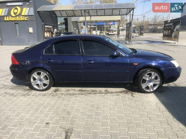 Форд Мондео 2001 у Чернівцях на Automoto.ua Синій Форд Мондео, об'ємом двигуна 1.8 л та пробігом 270 тис. км за 3200 $, фото 2 на Automoto.ua