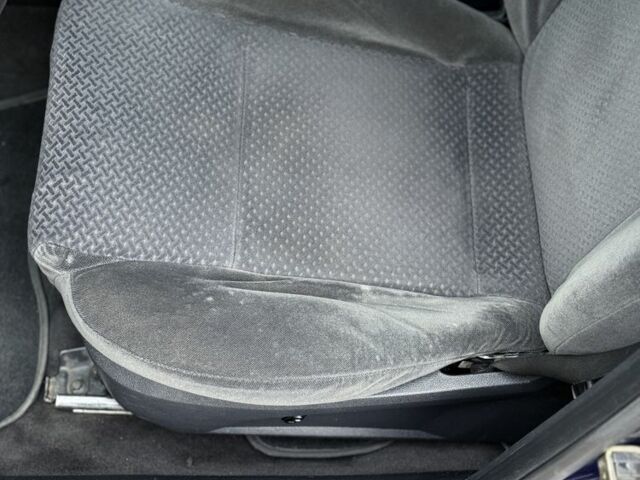 Синий Форд Мондео, объемом двигателя 2 л и пробегом 323 тыс. км за 3900 $, фото 3 на Automoto.ua