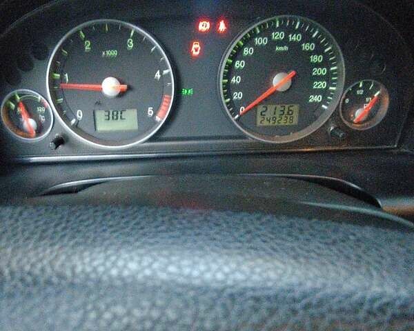 Синий Форд Мондео, объемом двигателя 2 л и пробегом 250 тыс. км за 5200 $, фото 12 на Automoto.ua