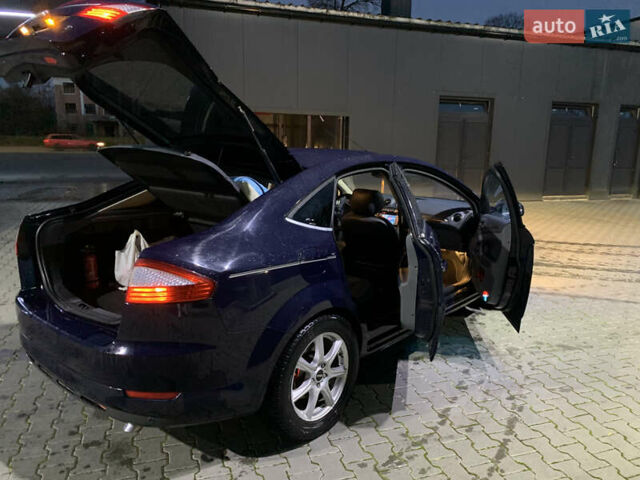 Форд Мондео 2007 в Дрогобыче на Automoto.ua Синий Форд Мондео, объемом двигателя 2.52 л и пробегом 240 тыс. км за 4900 $, фото 12 на Automoto.ua