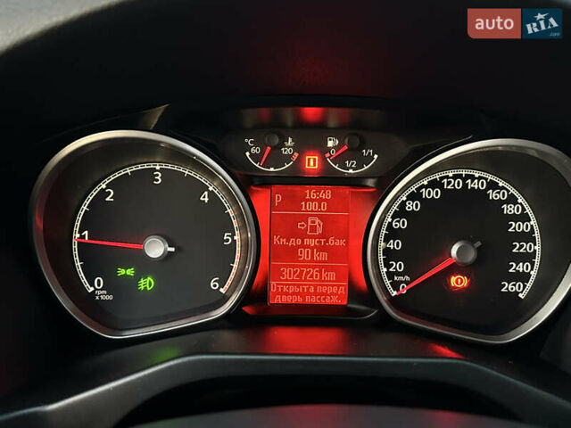 Синий Форд Мондео, объемом двигателя 2 л и пробегом 302 тыс. км за 5950 $, фото 14 на Automoto.ua