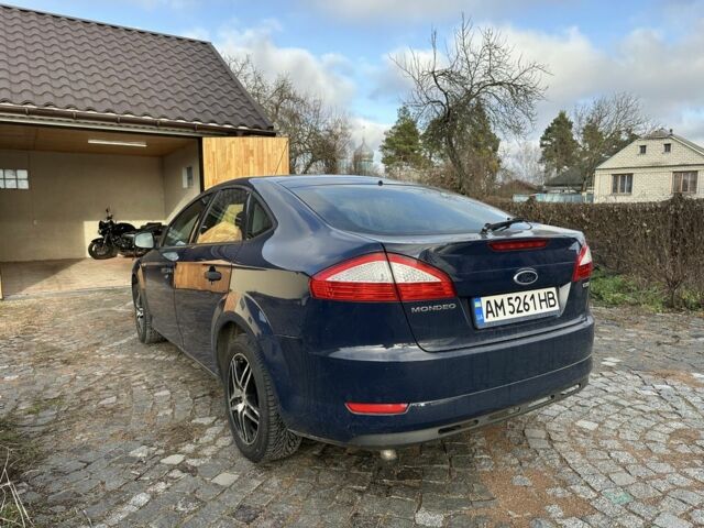 Синий Форд Мондео, объемом двигателя 1.8 л и пробегом 256 тыс. км за 7000 $, фото 5 на Automoto.ua