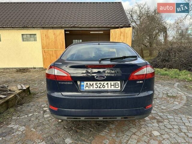 Синий Форд Мондео, объемом двигателя 1.8 л и пробегом 256 тыс. км за 7000 $, фото 3 на Automoto.ua