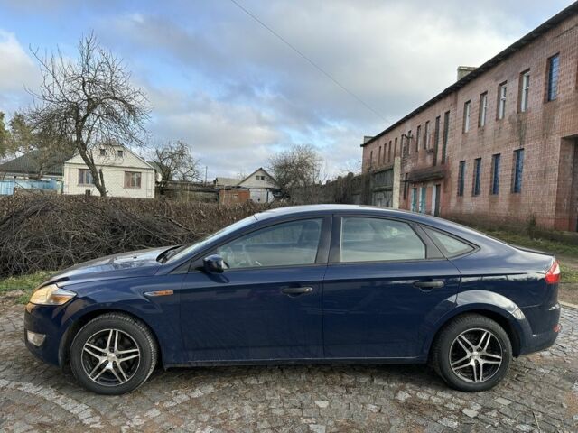 Синий Форд Мондео, объемом двигателя 1.8 л и пробегом 256 тыс. км за 7000 $, фото 7 на Automoto.ua