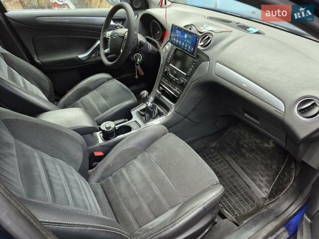 Синій Форд Мондео, об'ємом двигуна 1.6 л та пробігом 219 тис. км за 9500 $, фото 12 на Automoto.ua